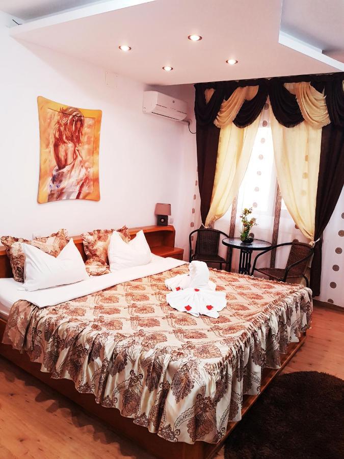 Pensiunea Red Rose Apartments Timisoara Exterior foto